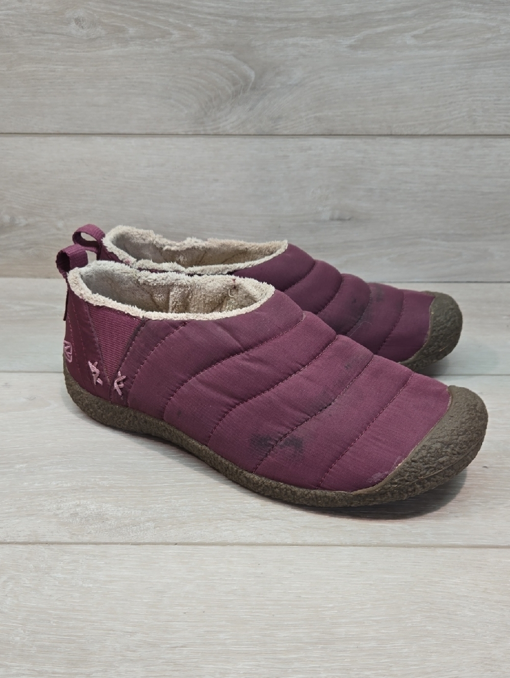 Keen Cush Women's Quilted Slip-On Comfort Shoes Clog Outdoor Shoes 9.5
